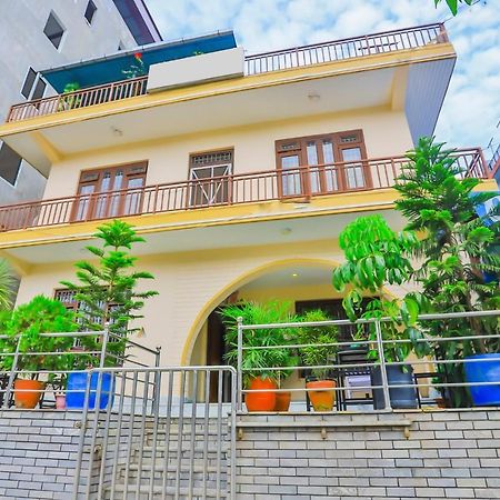 Hotel Alpine Villa Покхара Экстерьер фото