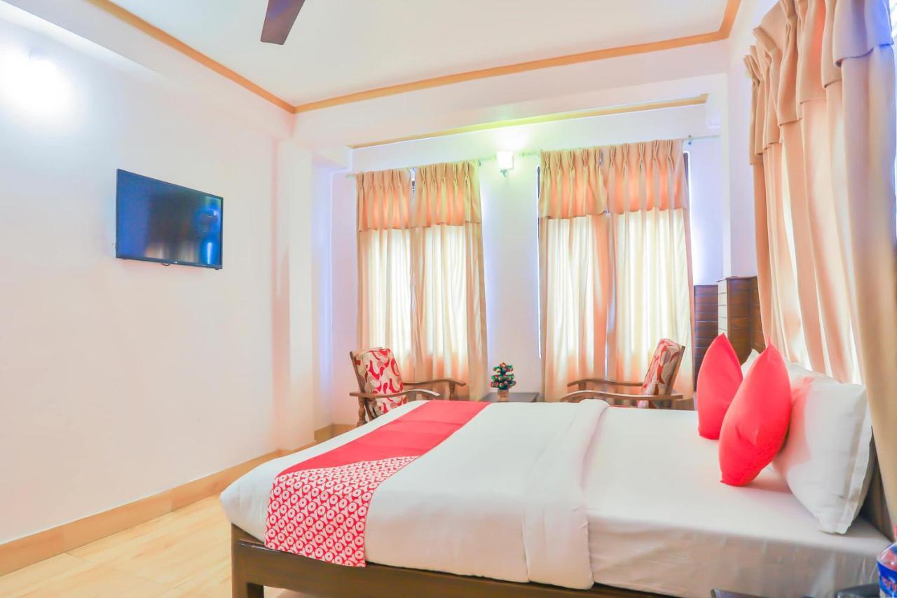 Hotel Alpine Villa Покхара Экстерьер фото