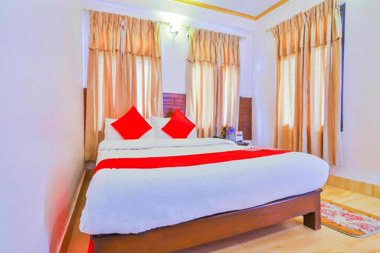 Hotel Alpine Villa Покхара Экстерьер фото